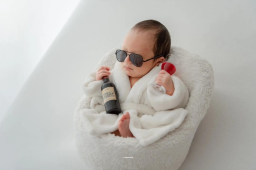 雅安宝宝嘴唇上翘